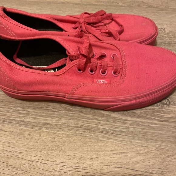 Solid pink vans - Picture 2 of 4